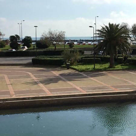 Studio Cabine A Sete Bord De Mer Apartment Bagian luar foto